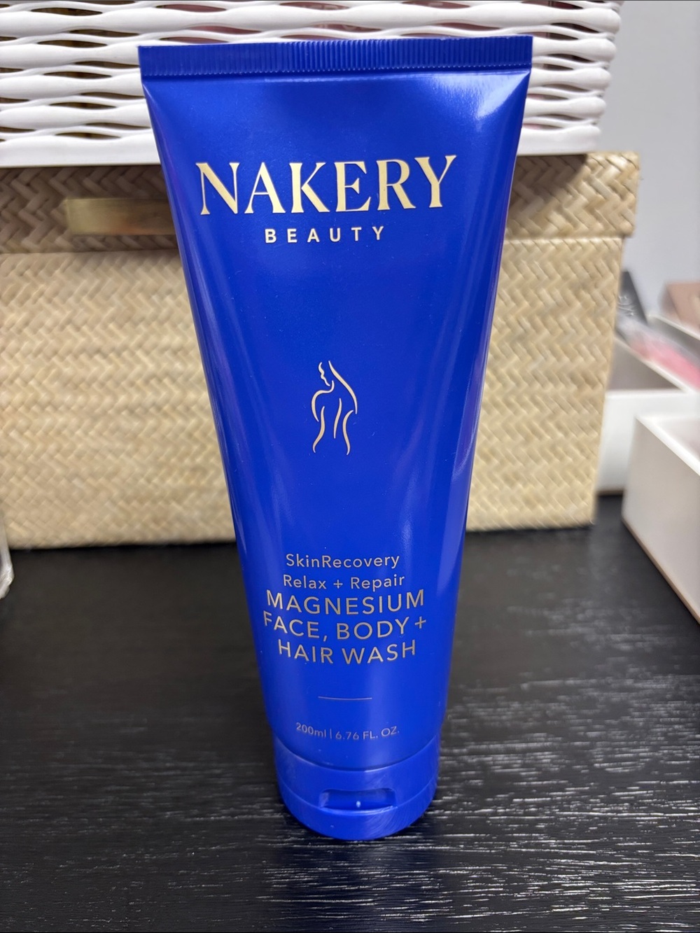 Nakery Beauty Magnesium Face, Body + Hair Wash skin recovery - relax and repair